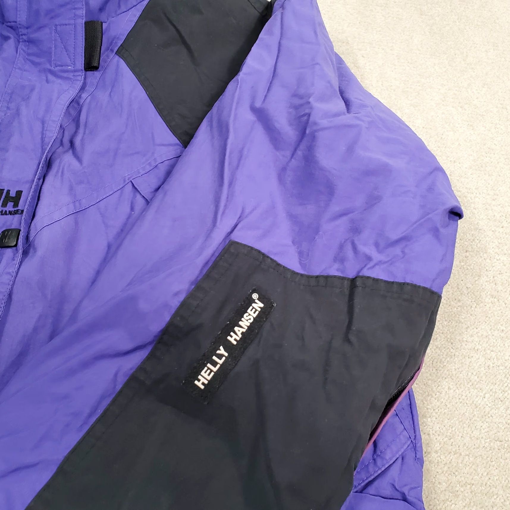 Helly Hansen VINTAGE Helly Hansen Jacket Womens M Purple Black Helly Tech Coat Hooded Ski Winter 90s Outdoor Size M / US 6-8 / IT 42-44 - 5 Thumbnail