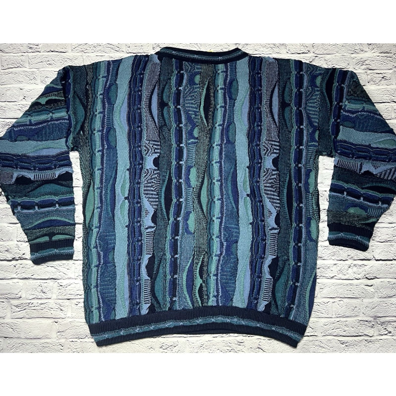 Coogi VINTAGE Mulca Wool Biggie Pullover Crew Neck Sweater XL Men Blue Australia Wool Knit Long Sleeve Fall Winter Casual Size US XL / EU 56 / 4 - 4 Thumbnail
