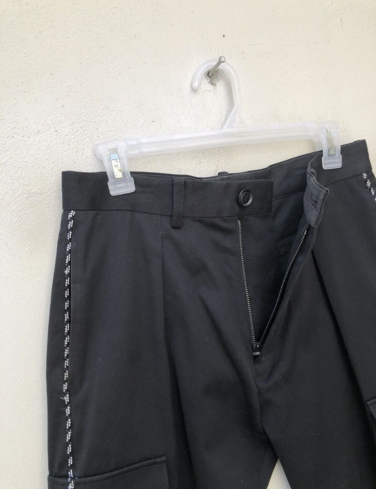 Yoshio Kubo Yoshio Kubo Japan Side Striped Cropped Cargo Trouser Pant Size US 29 - 8 Thumbnail
