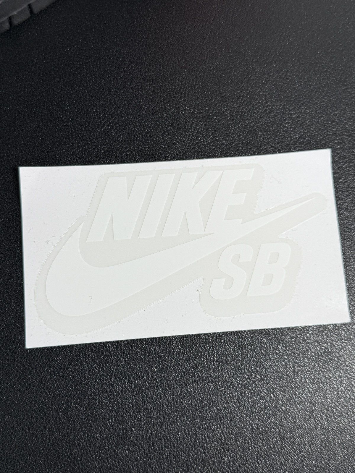 Nike × Supreme Brand New Nike SB Supreme Low Top Dunks Black Size US 9.5 / EU 42-43 - 11 Thumbnail
