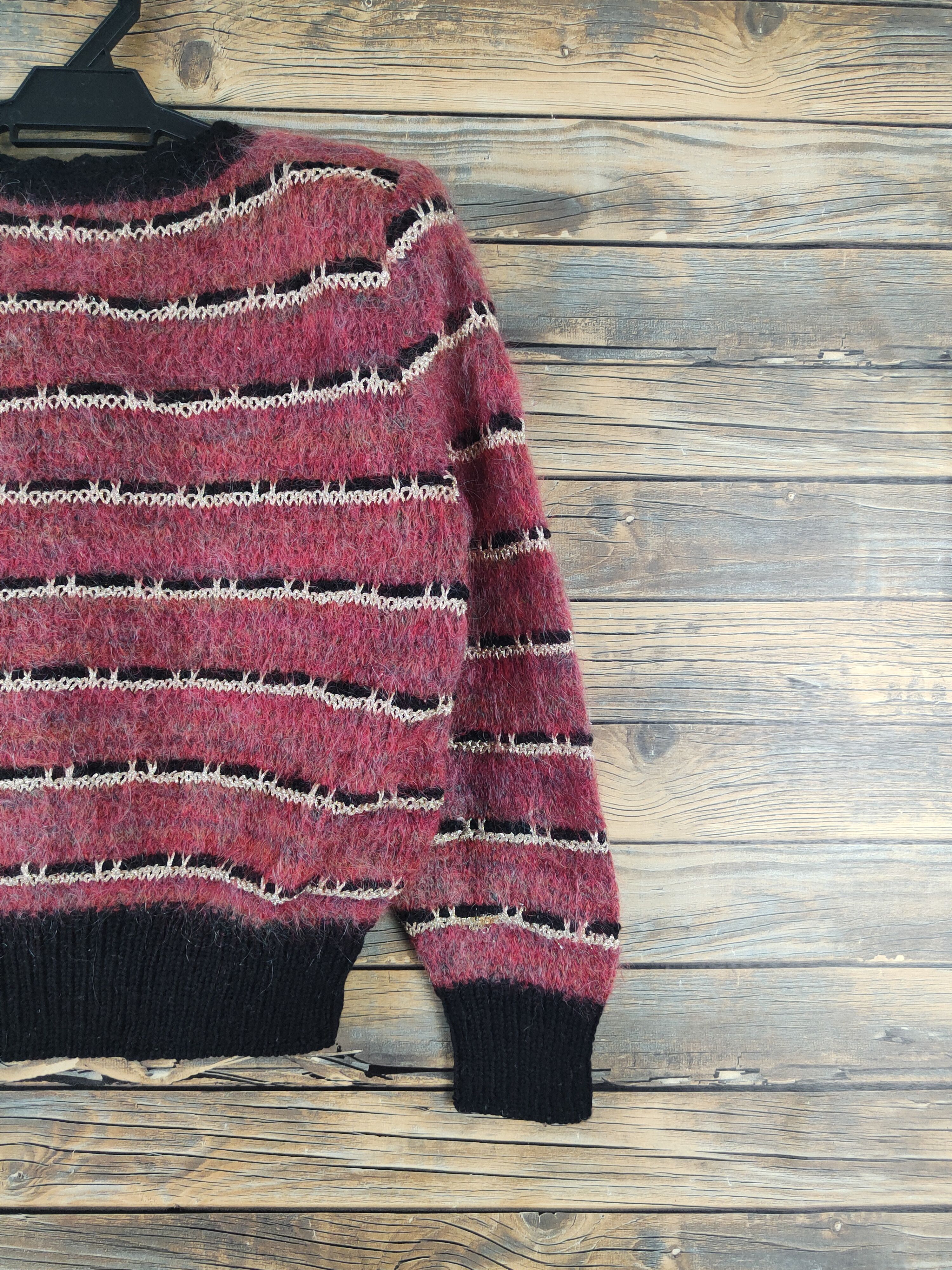 Aran Isles Knitwear Japanese Brand Red Wool Knitwear Crop Tops #W1769 Size S / US 4 / IT 40 - 9 Thumbnail