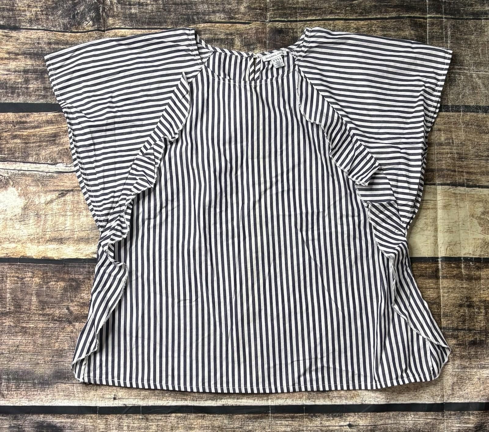 Saks Fifth Avenue Saks Fifth Avenue Top Women's Medium Ruffle Puff Sleeves Size M / US 6-8 / IT 42-44 - 1 Thumbnail
