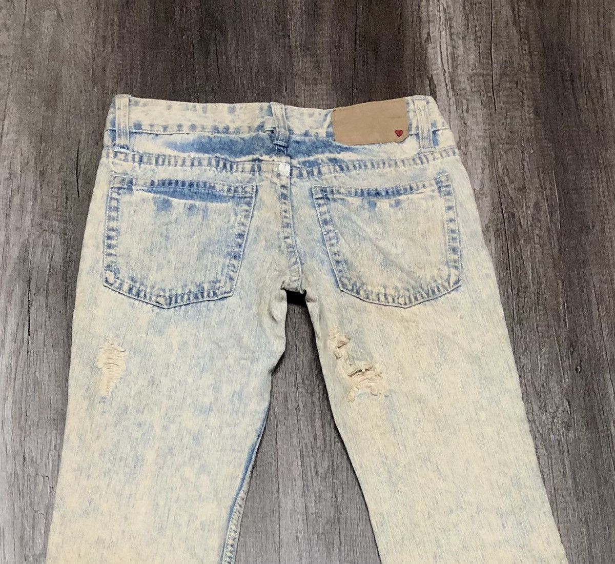 Vintage Witty Pitty Distressed Jeans Acid Wash Blue (unisex)