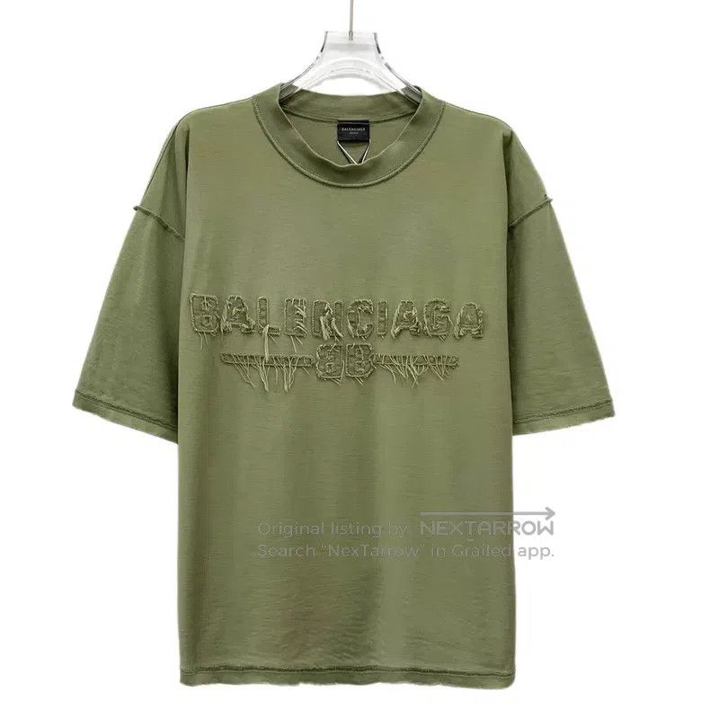 Balenciaga Balenciaga Green Logo Letter Embroidered Cotton Crew Neck Size US S / EU 44-46 / 1 - 1 Thumbnail