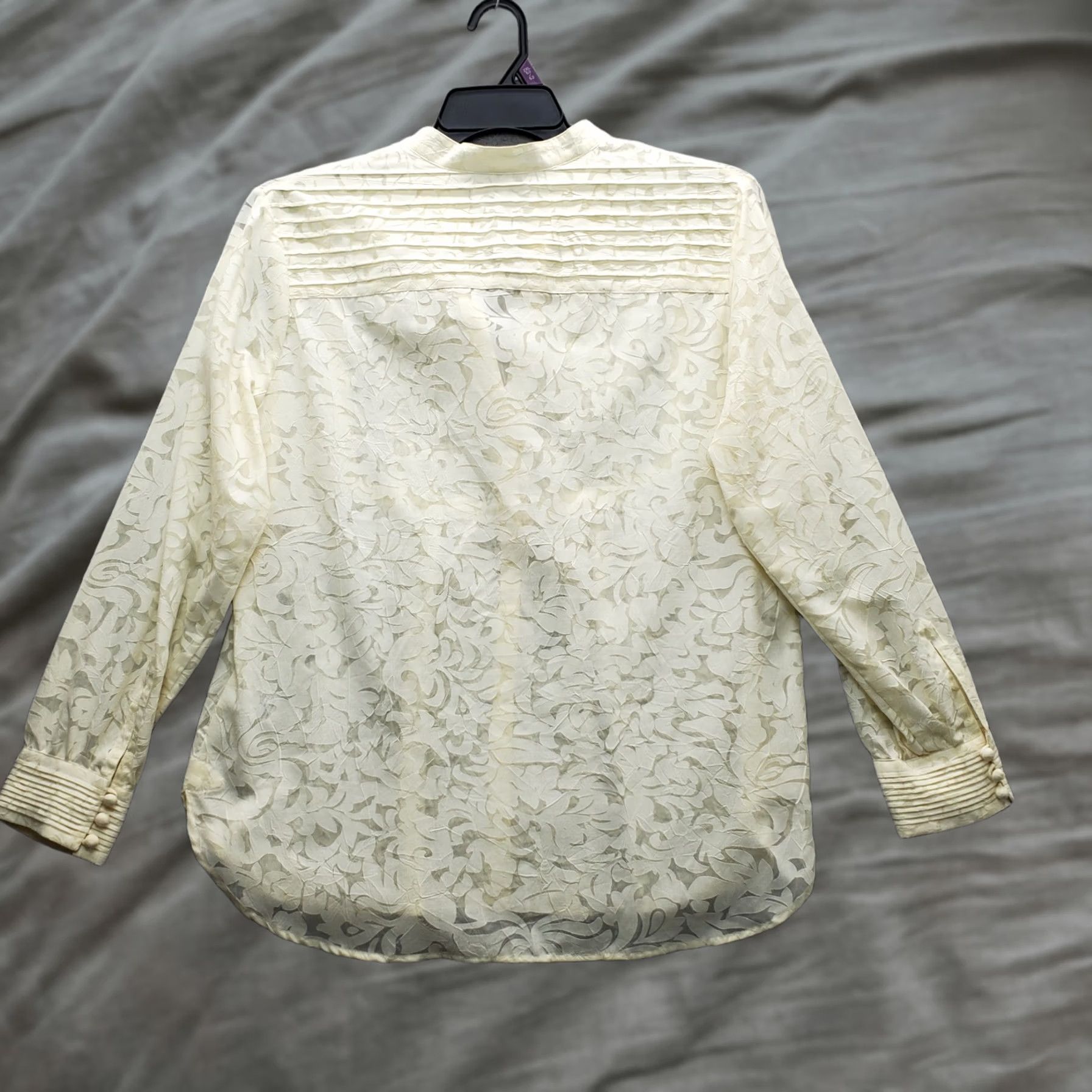 Coldwater Creek Coldwater Creek Blouse Womens Petites L Tan Floral Long Sleeve Button Front Shirt Size L / US 10 / IT 46 - 1 Thumbnail