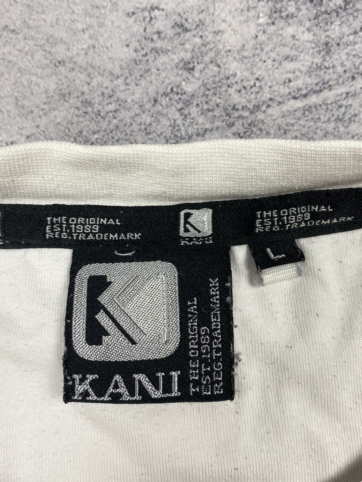 Karl Kani Karl Kani Embroidered Center Logo Hip Hop Rap T Shirt Size US L / EU 52-54 / 3 - 11 Thumbnail