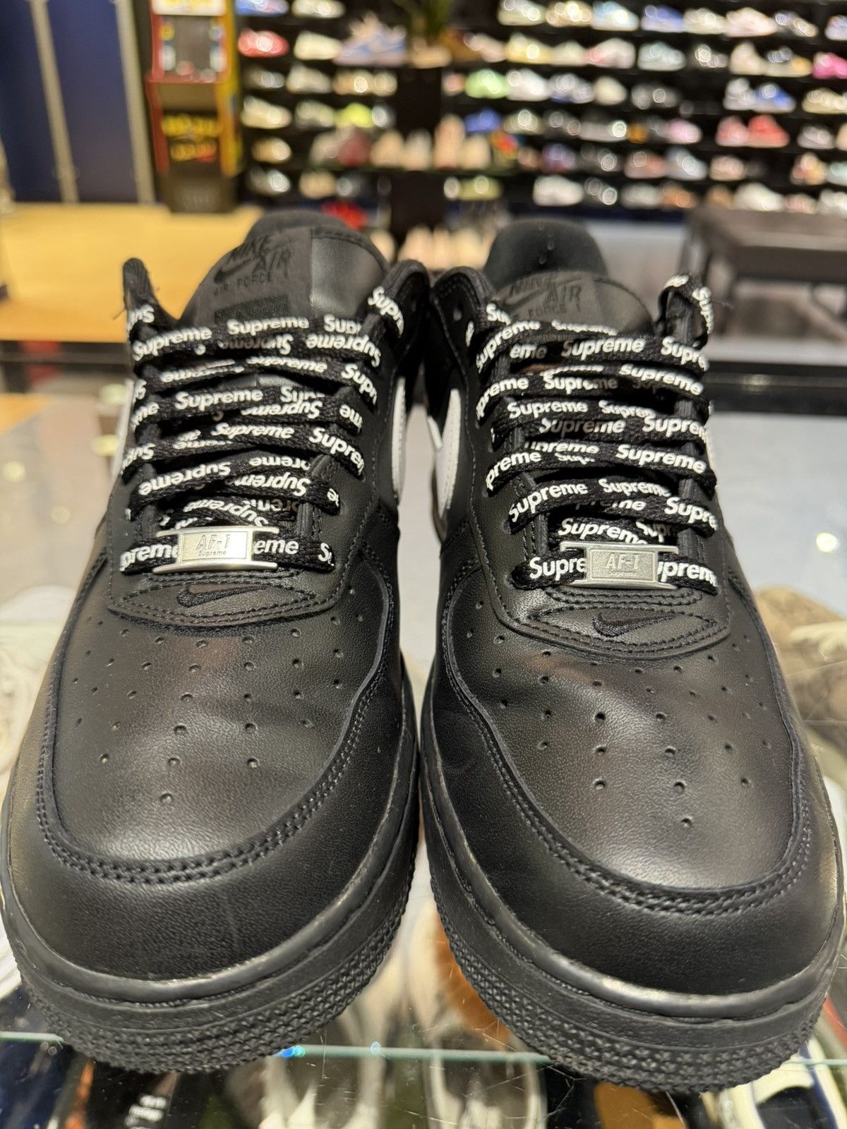 Supreme Size 9.5 - Supreme Air Force Low Black Size US 9.5 / EU 42-43 - 6 Thumbnail