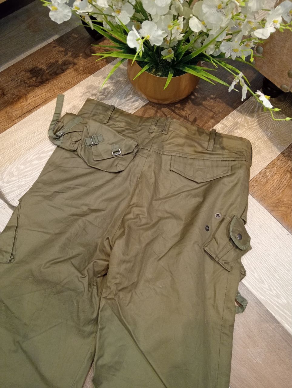 Japanese Brand JAPANESE ATO MODELED BY KIYOSHI YONENO MULTIPOCKET PANTS Size US 33 - 13 Thumbnail
