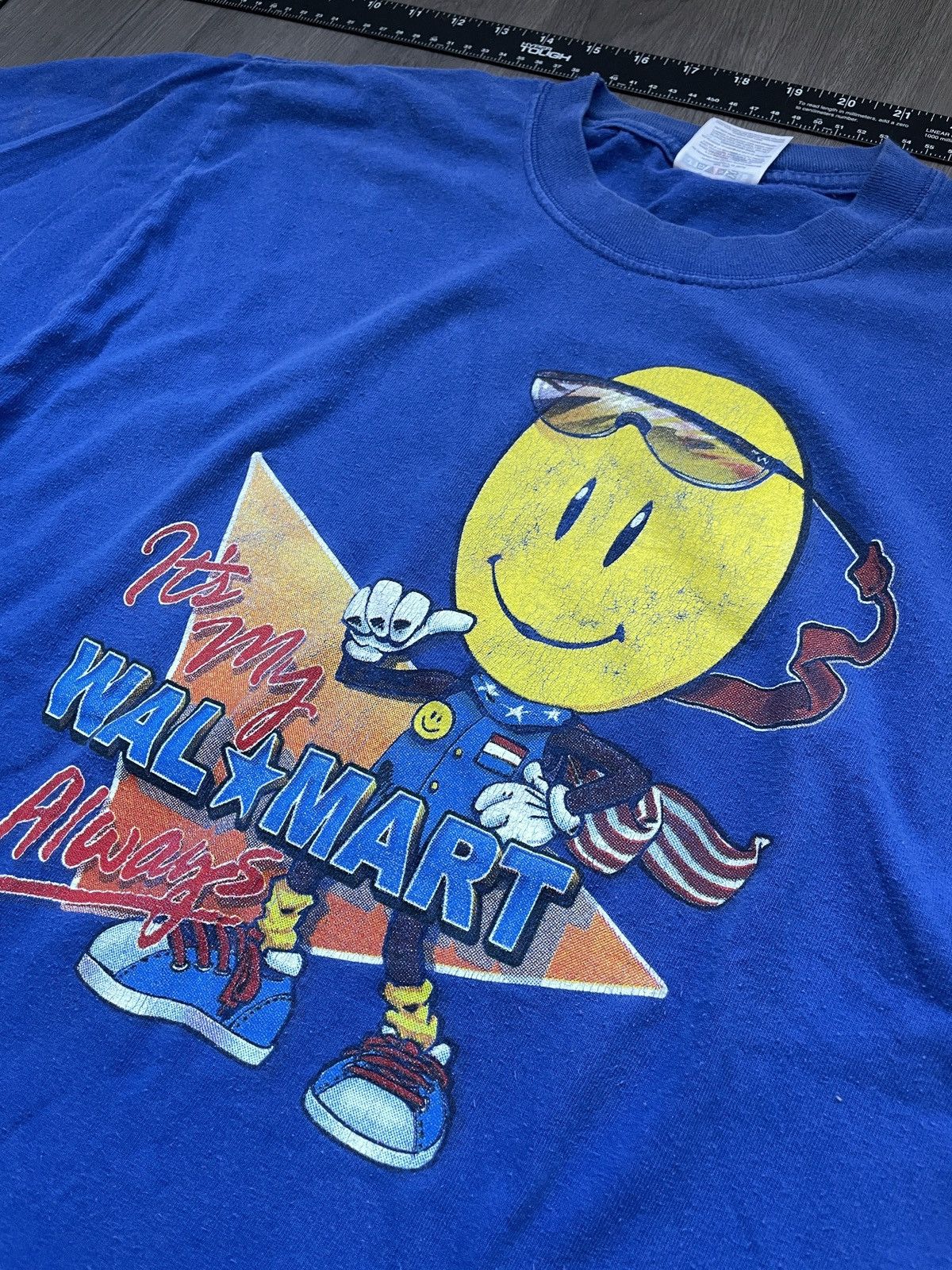 Jerzees Y2K Walmart “Employee Promo” Graphic T-Shirt (Sz. L) Size US L / EU 52-54 / 3 - 2 Thumbnail
