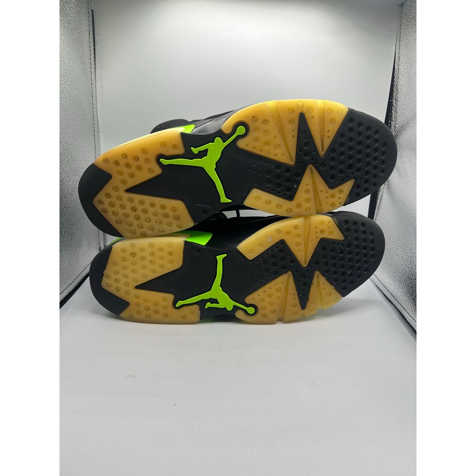 Jordan Brand Air Jordan 6 Retro “Electric Green” size 12 men’s used Size US 12 / EU 45 - 5 Thumbnail