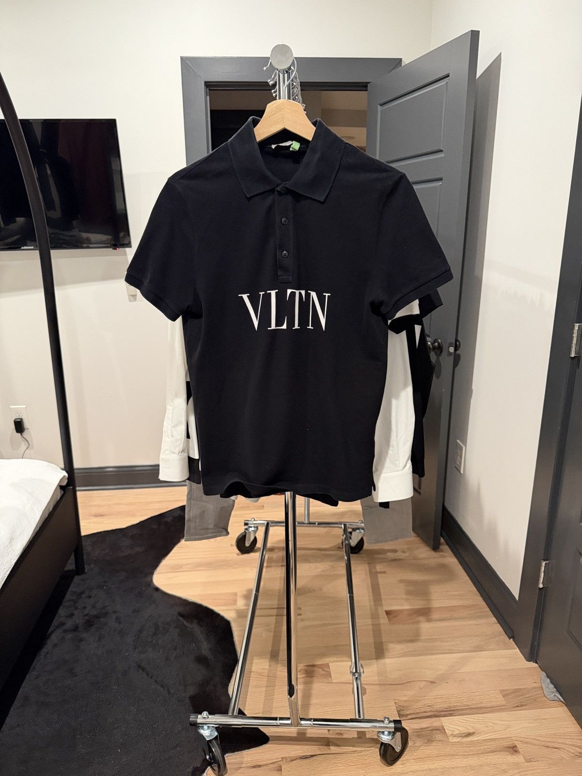 Valentino Valentino VLTN Short Sleeve Polo Size US S / EU 44-46 / 1 - 1 Thumbnail
