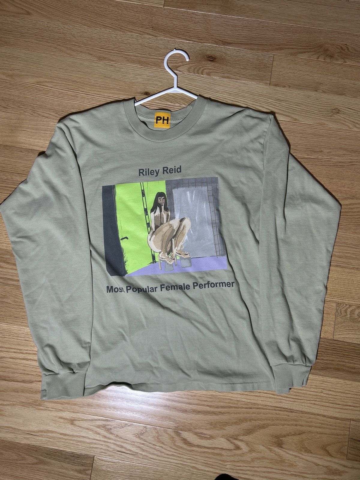 Yeezy Yeezy x Pornhub Riley Reid 2018 PH awards Long Sleeve Size US M / EU 48-50 / 2 - 1 Thumbnail