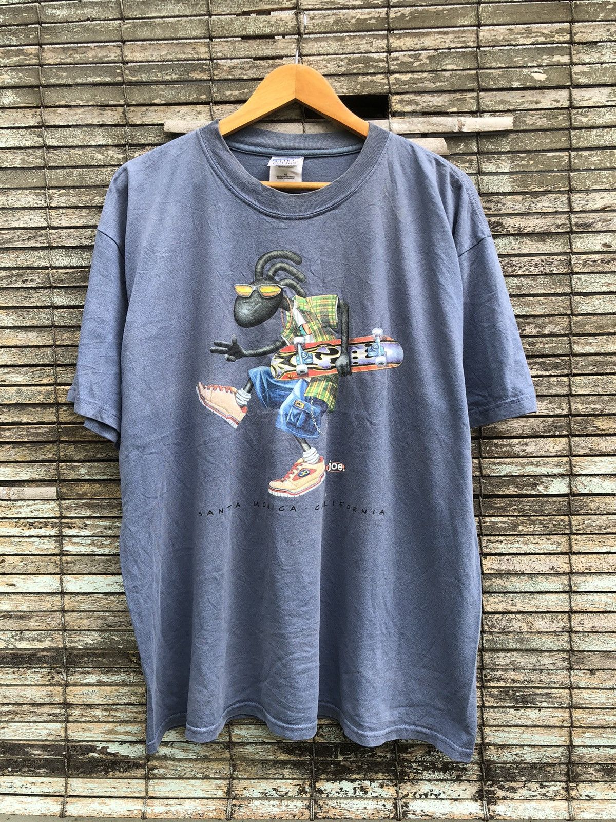 Vintage Vintage Sunfaded Joe Skateboard Santa Monica California Tee Size US XL / EU 56 / 4 - 2 Thumbnail