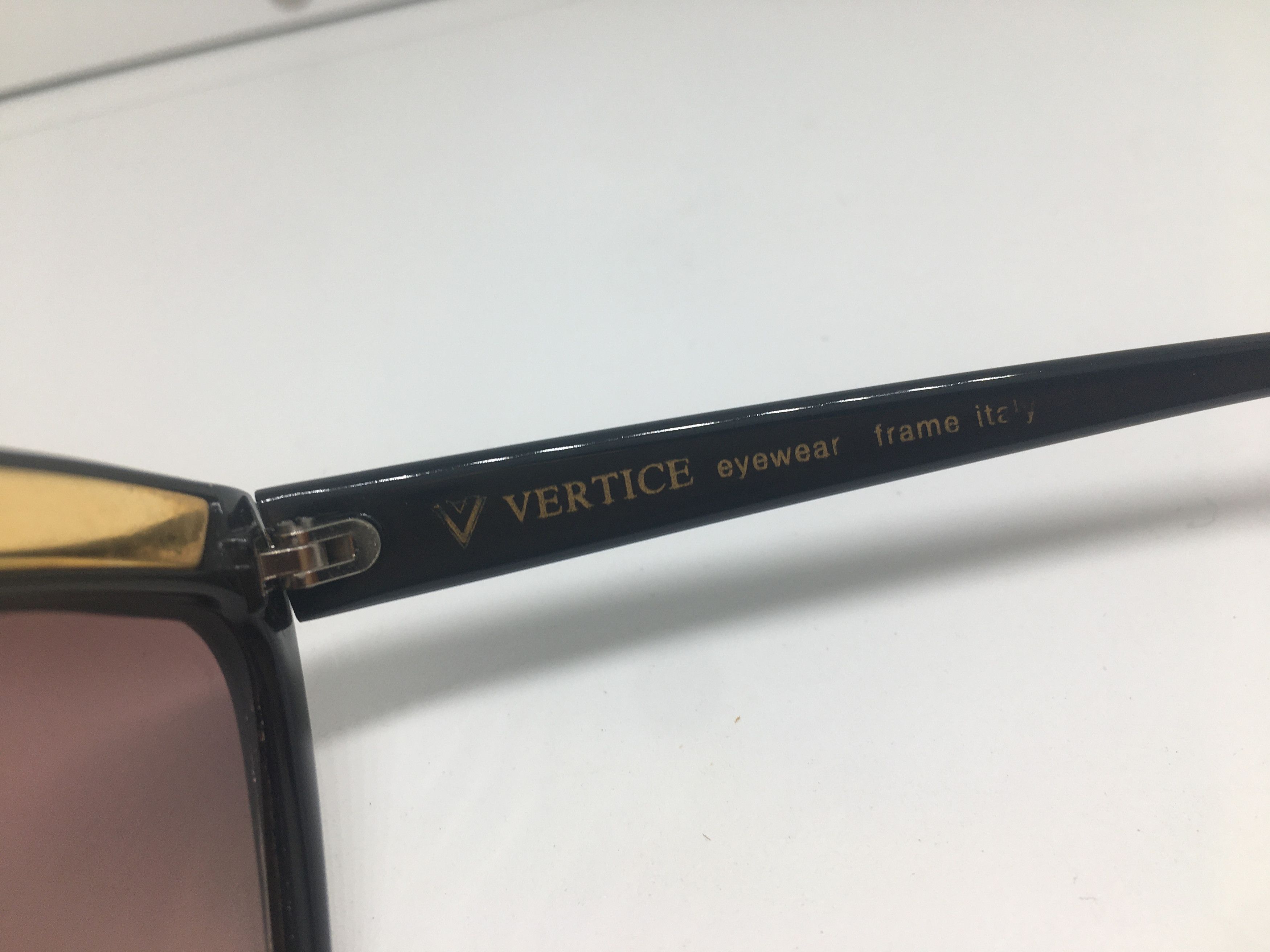 Vintage Vintage 80s Vertice Asymmetric Woman Sunglasses Italy Size ONE SIZE - 4 Thumbnail