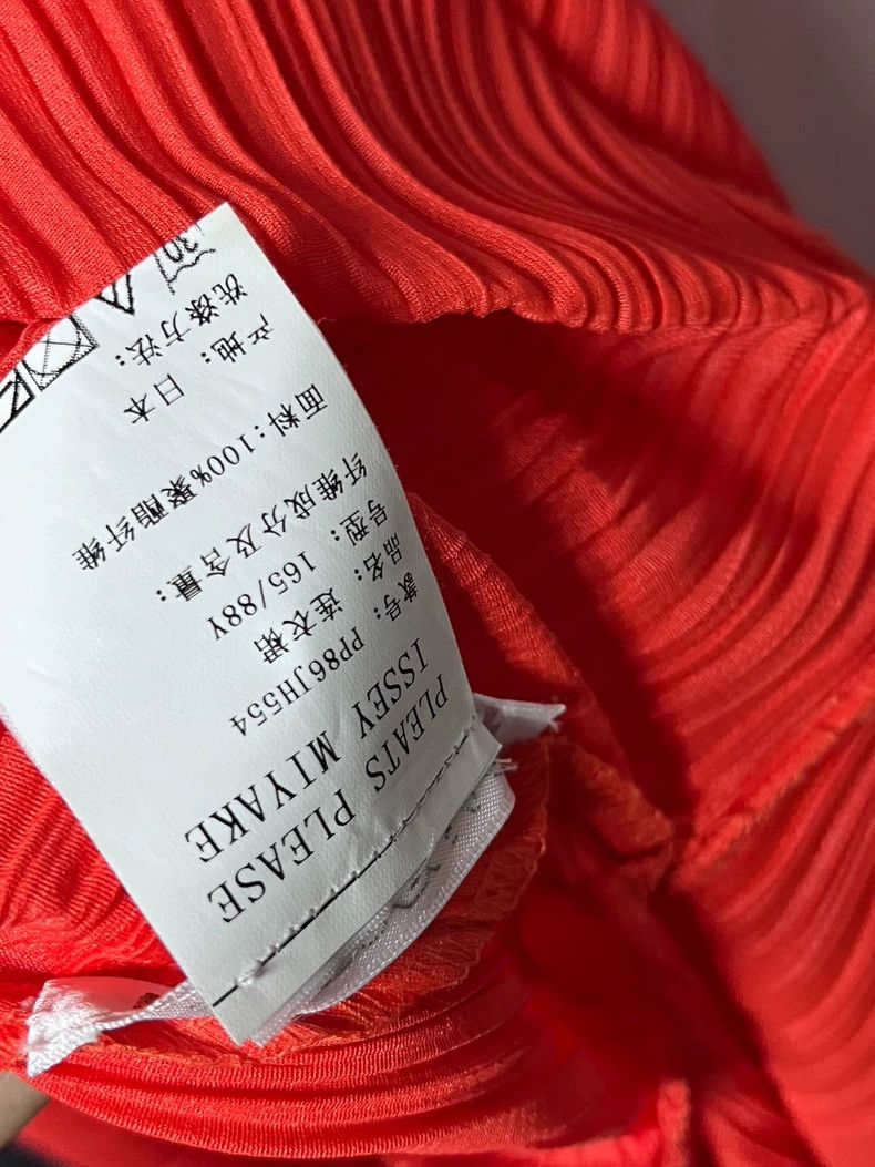 Issey Miyake Issey Miyake size:3 Watermelon red pleated dress Size S / US 4 / IT 40 - 5 Thumbnail