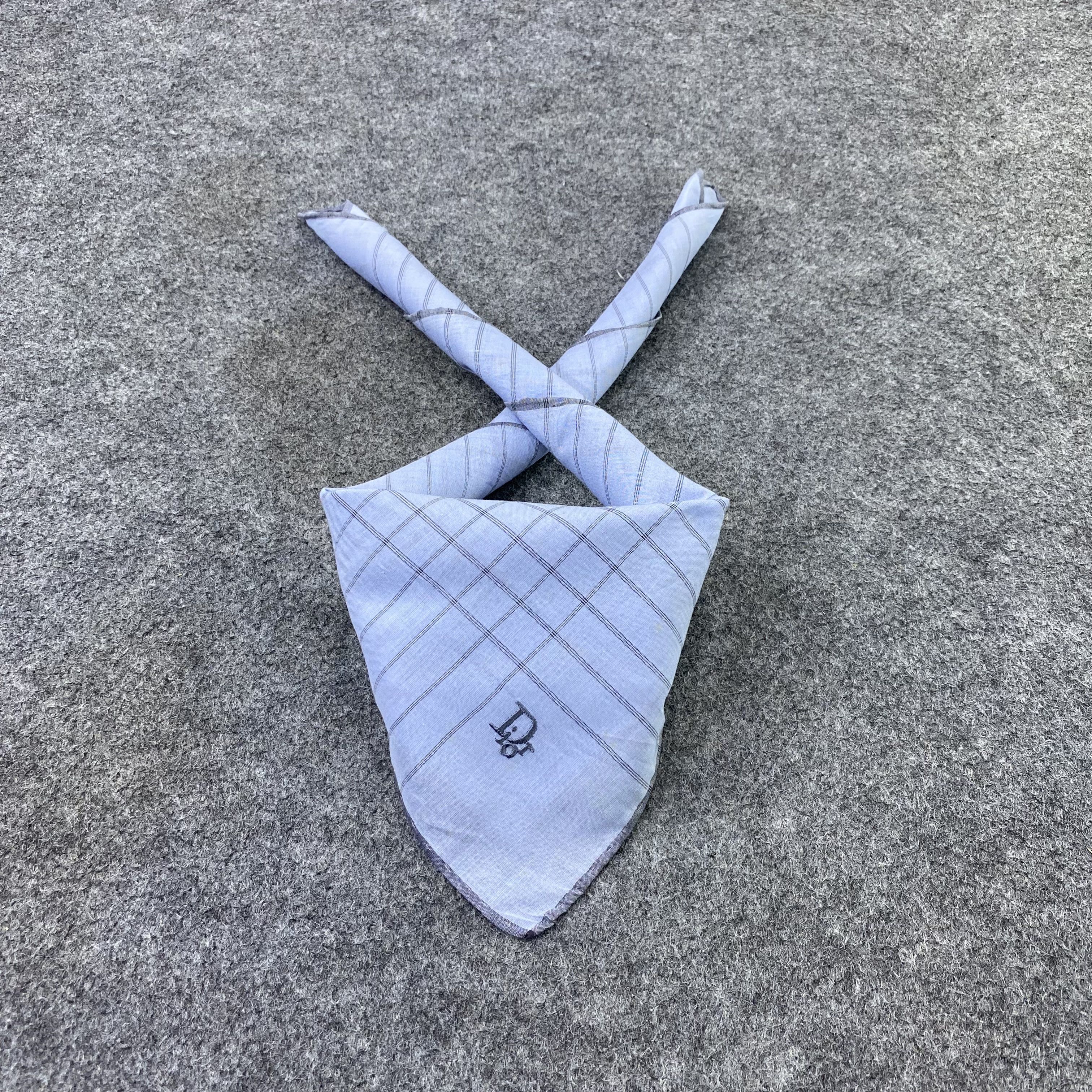 Vintage Christian Dior Handkerchief / Bandana / Neckerchief-B2283 Size ONE SIZE - 2 Thumbnail