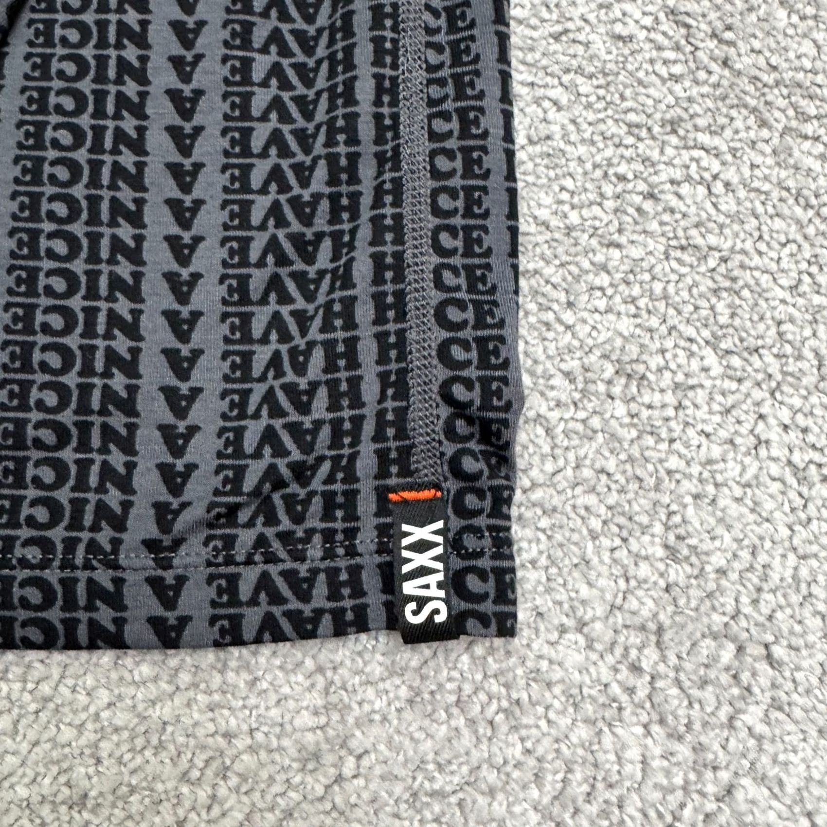 Vintage Saxx Viewfinder Half Zip Long Sleeve Baselayer Shirt Mens Medium Black Gray Wool Size US M / EU 48-50 / 2 - 4 Thumbnail