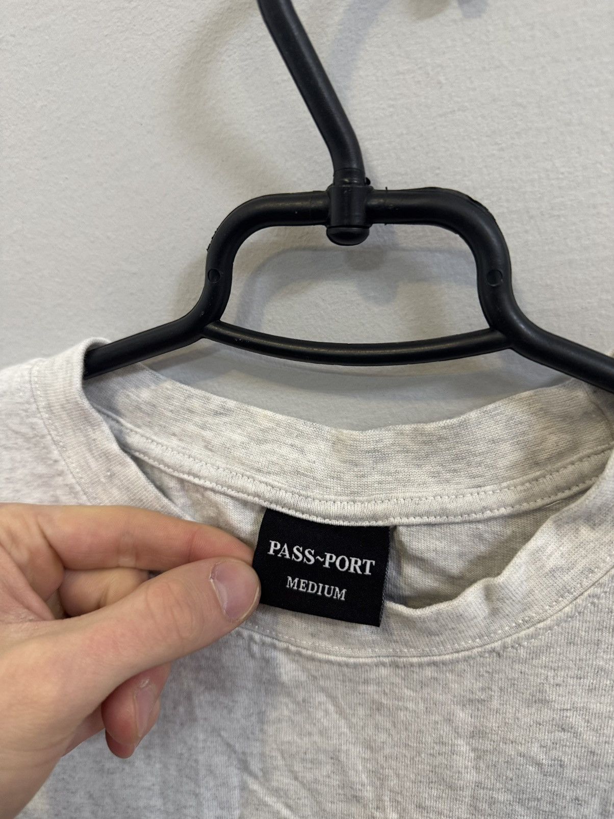 Hypebeast × Passport Pass~Port Center Logo Skater Tee Size US M / EU 48-50 / 2 - 4 Thumbnail