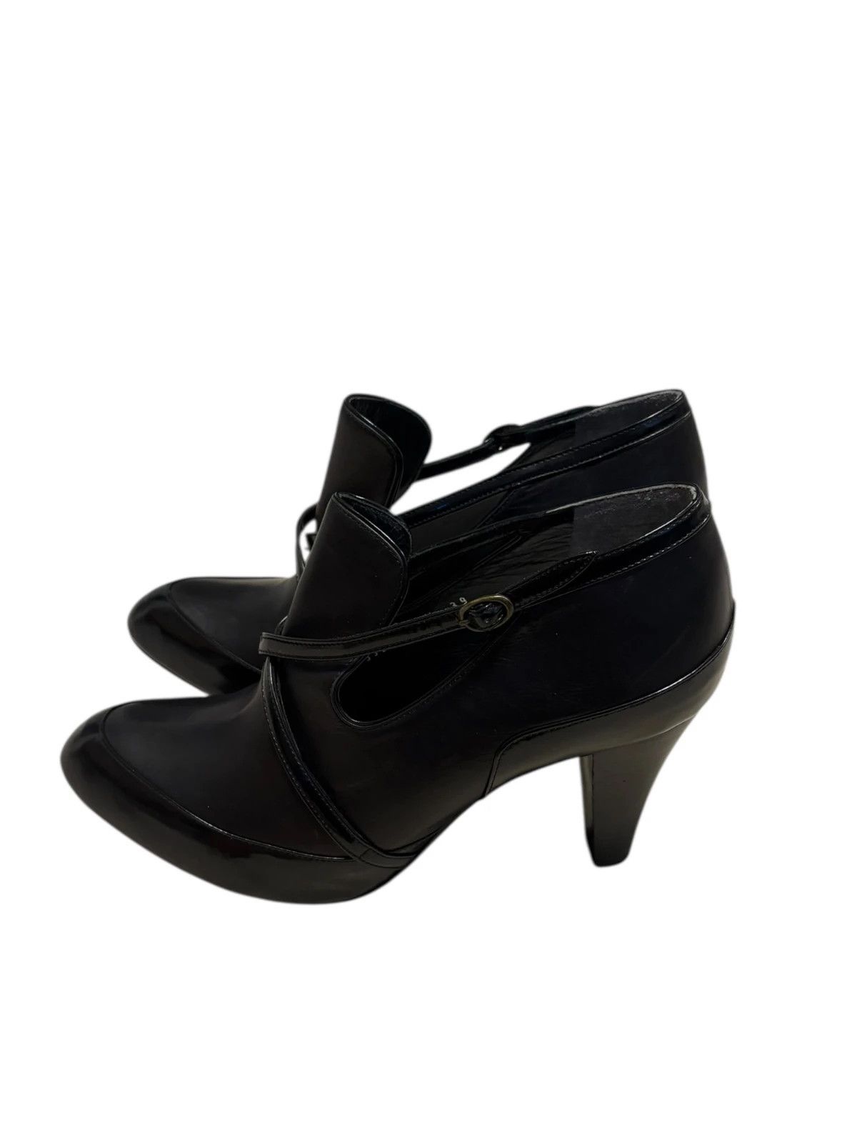 Alfredo Bannister Alfredo Bannister cross lace heels Size US 7 / IT 37 - 2 Thumbnail