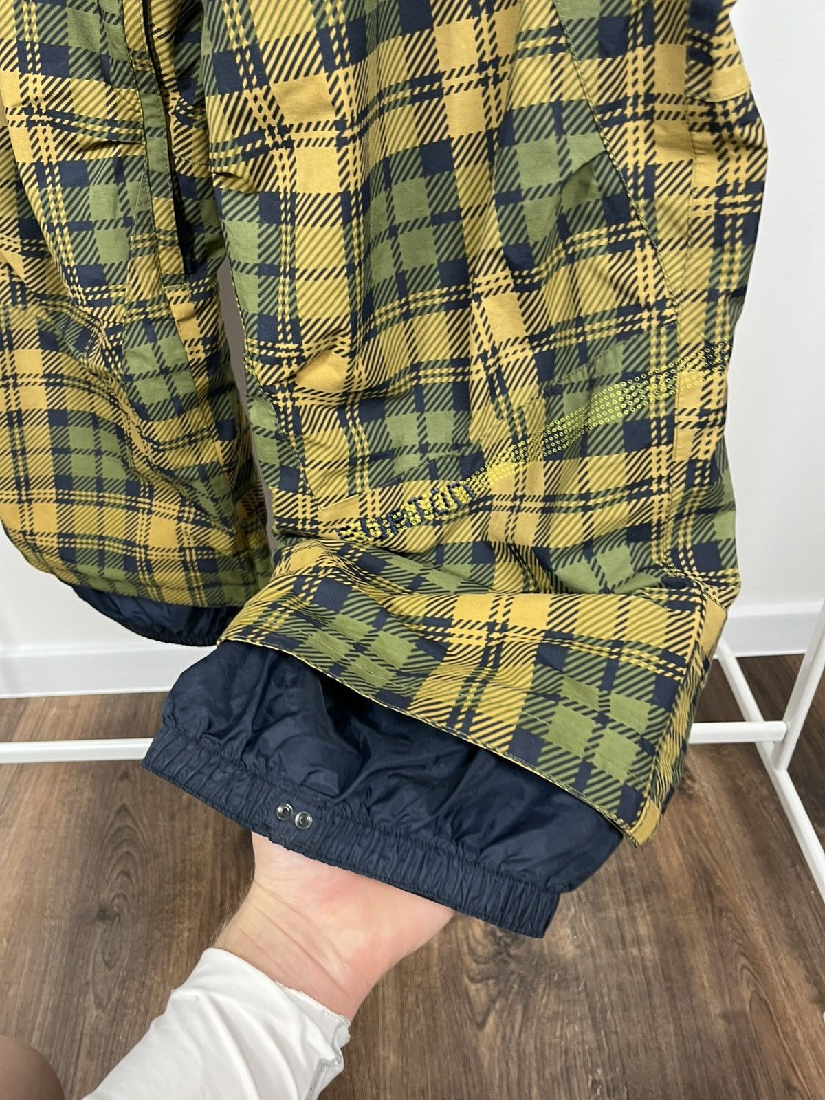 Burton Burton Plaid Snowboard Pants Cargo Shell XL Size US 36 / EU 52 - 6 Thumbnail