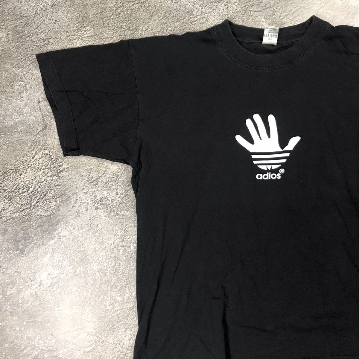 Vintage Vintage Y2K Graphic Tee Sun Faded Streetwear Logo Black M Size US M / EU 48-50 / 2 - 3 Thumbnail