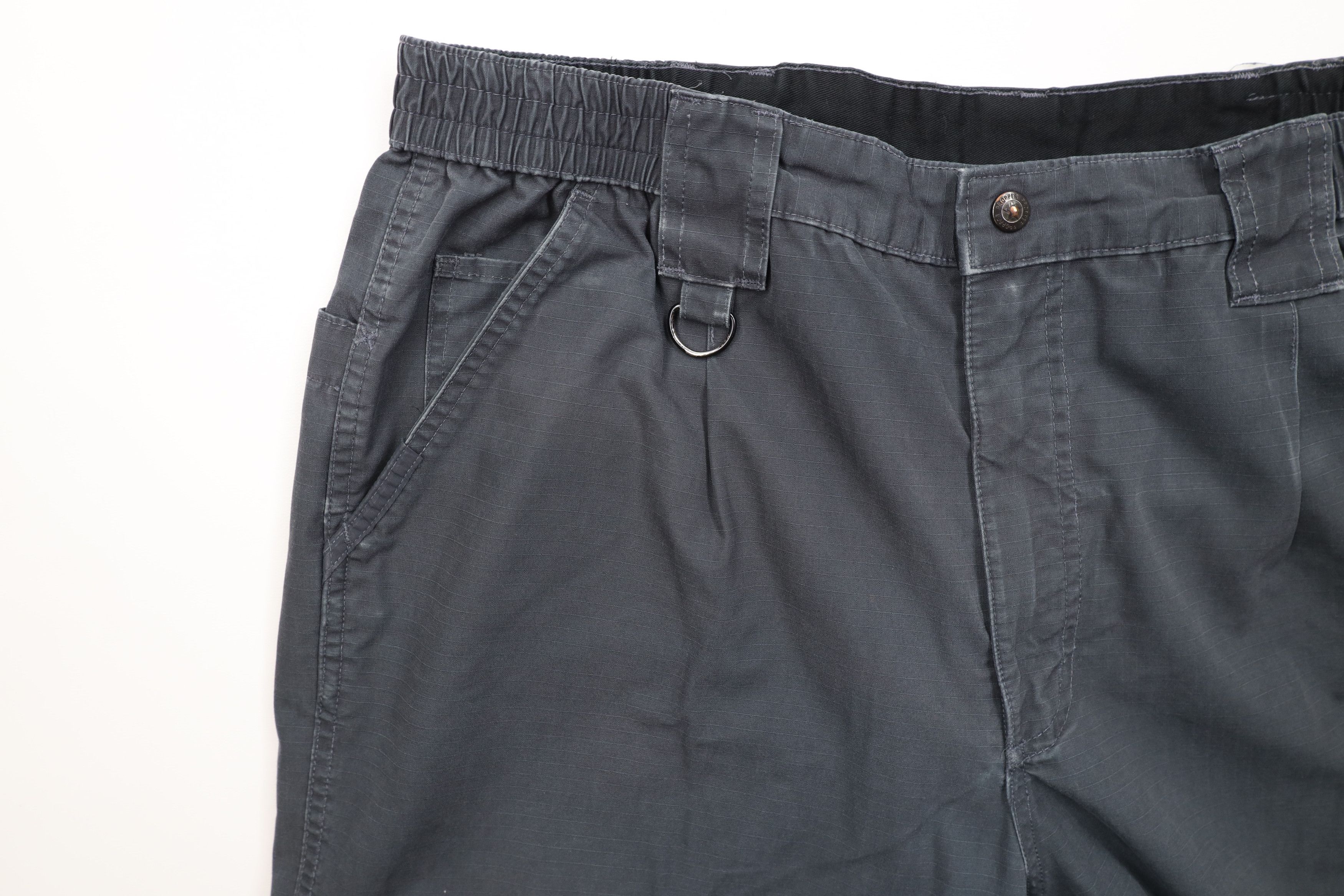 Vintage Vintage Streetwear Tactical Wide Leg Cargo Pants Gray Size US 40 / EU 56 - 7 Thumbnail