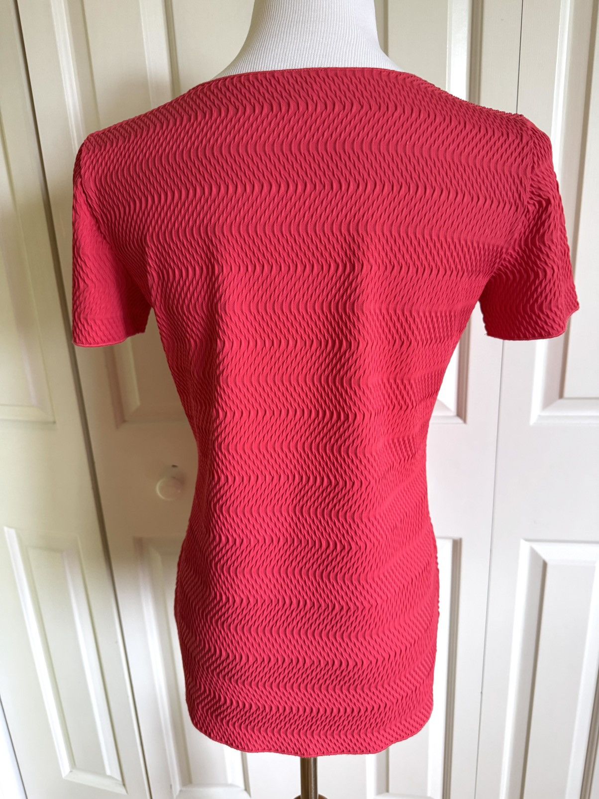 Armani Collezioni ARMANI Collezioni Coral Textured Top 8/44 Size M / US 6-8 / IT 42-44 - 3 Thumbnail