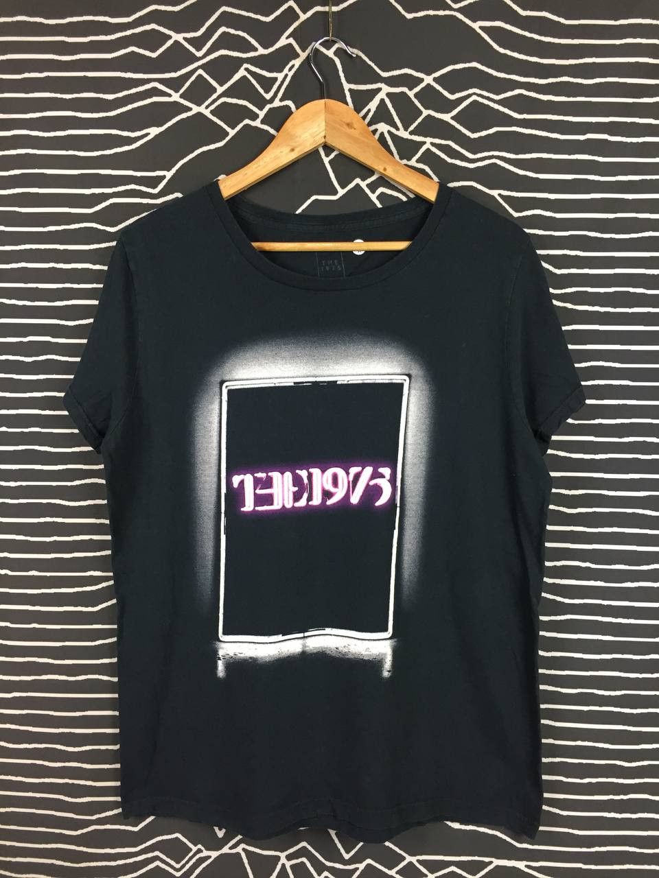 Band Tees × Vintage The 1975 Pop Rock Band Neon Sign Tee Size US M / EU 48-50 / 2 - 1 Thumbnail