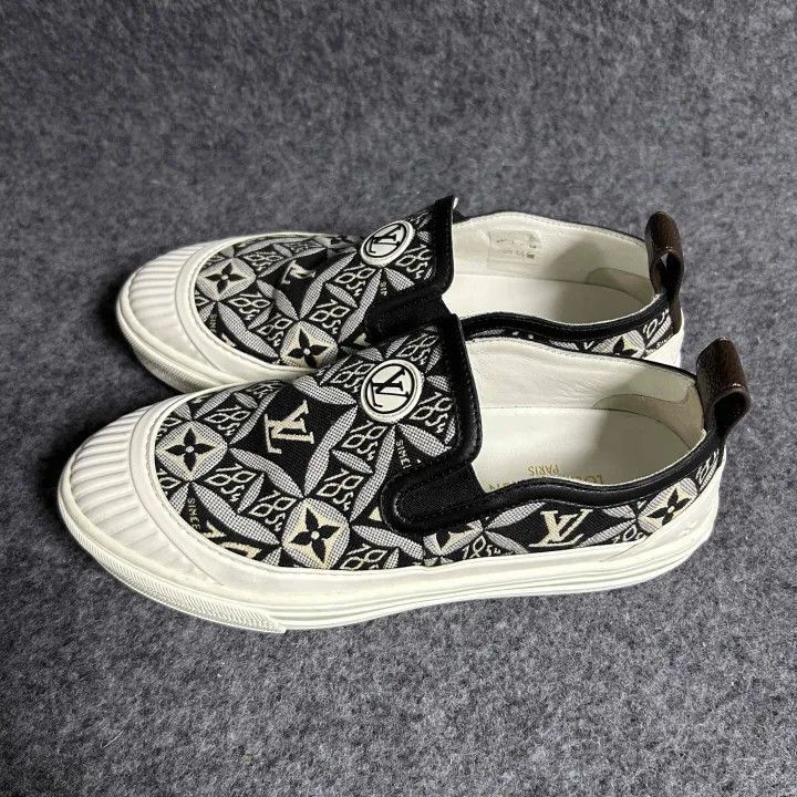 Louis Vuitton Louis Vuitton Playtime Slip-On Fashion Sneakers -2508 Size US 6 / IT 36 - 1 Thumbnail