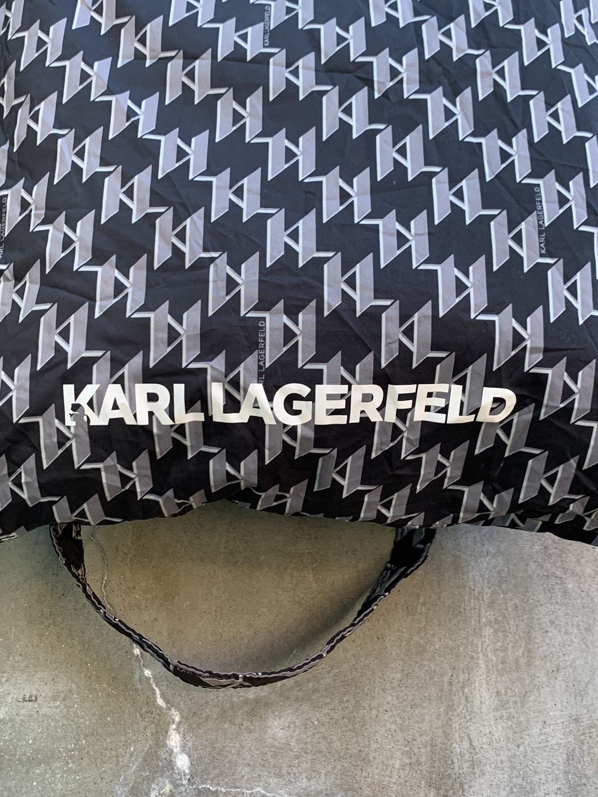 Karl Lagerfeld K/ikonik Monogram Nylon Tote Bag Size ONE SIZE - 8 Thumbnail