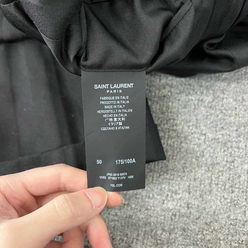 Yves Saint Laurent Saint Laurent Dark stripe suit 2501-Nextarrow Size 48R - 6 Thumbnail