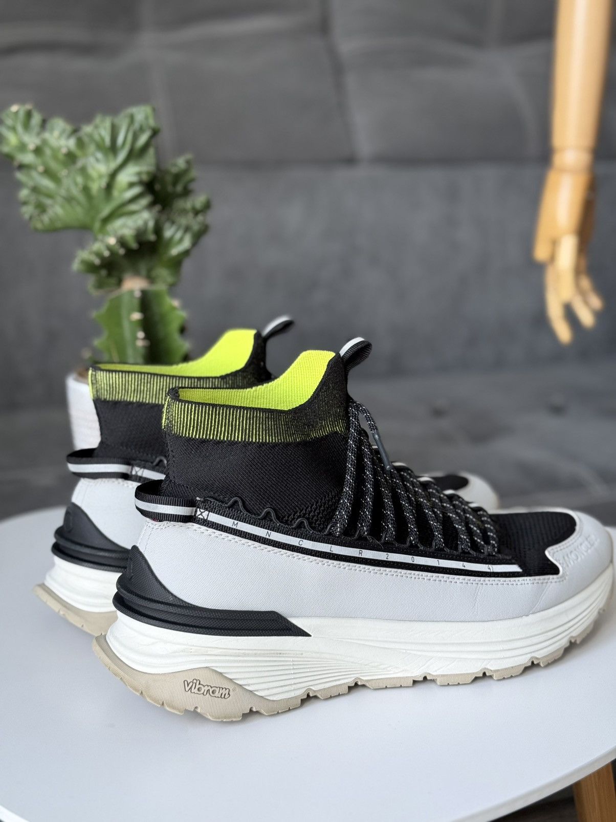 Moncler Moncler Wibram Monte Runner Size 12/45 Reflective Size US 12 / EU 45 - 9 Thumbnail