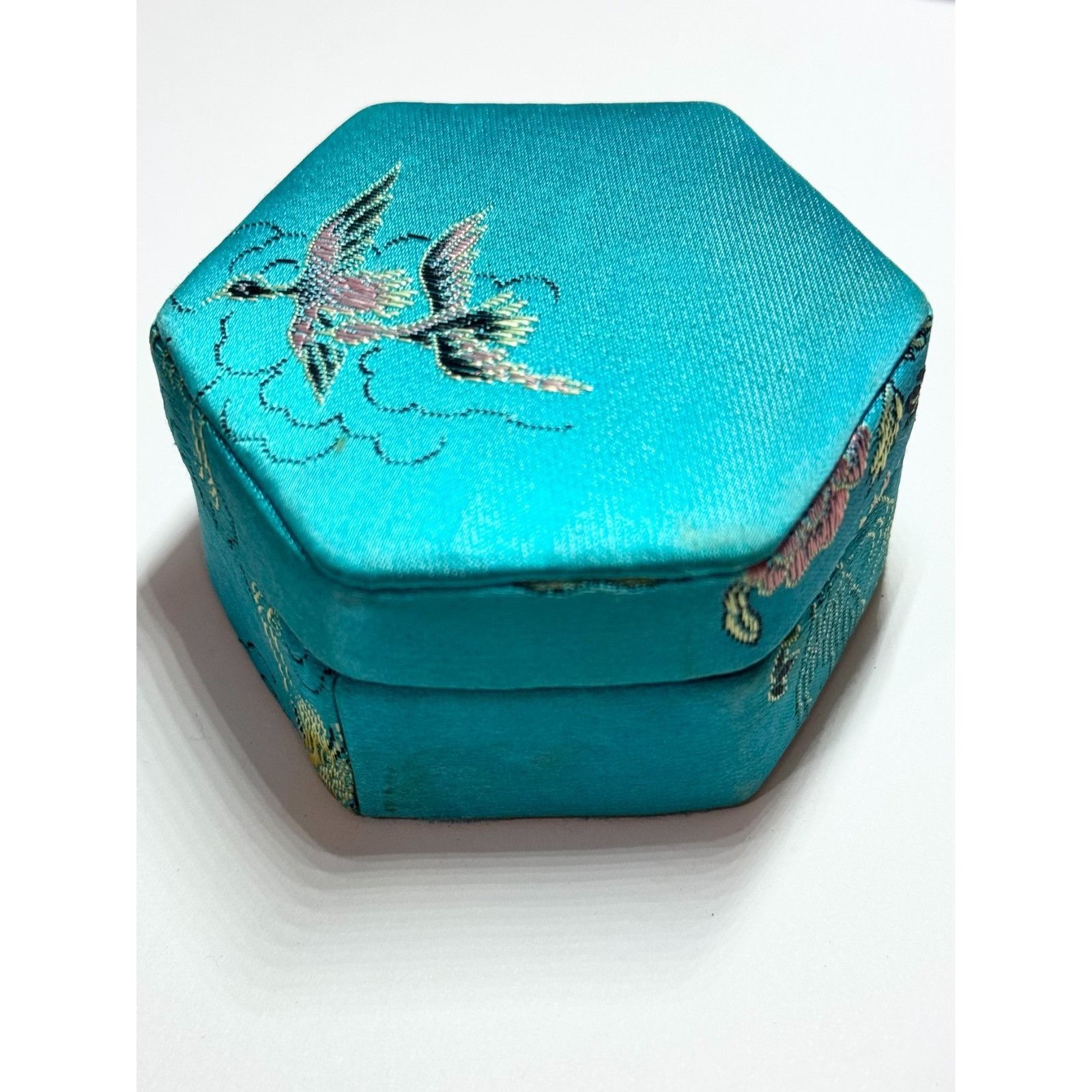 Vintage Vintage China Asian fabric oriental trinket box with lid Size ONE SIZE - 1 Thumbnail