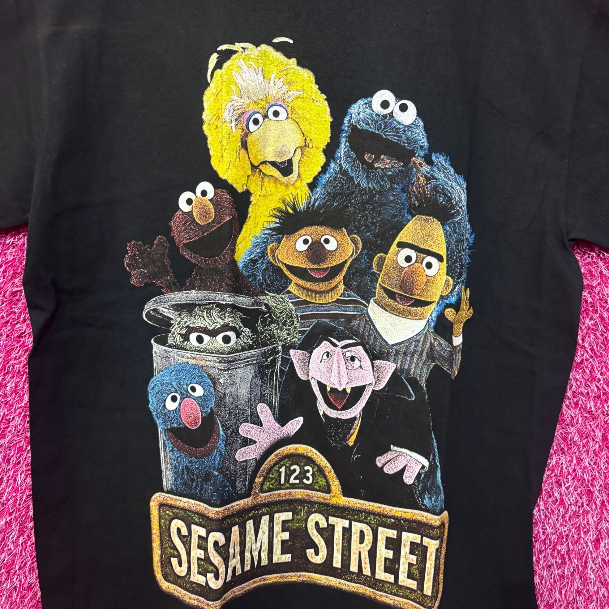 Other Sesame Street character tshirt size medium Size US M / EU 48-50 / 2 - 2 Thumbnail