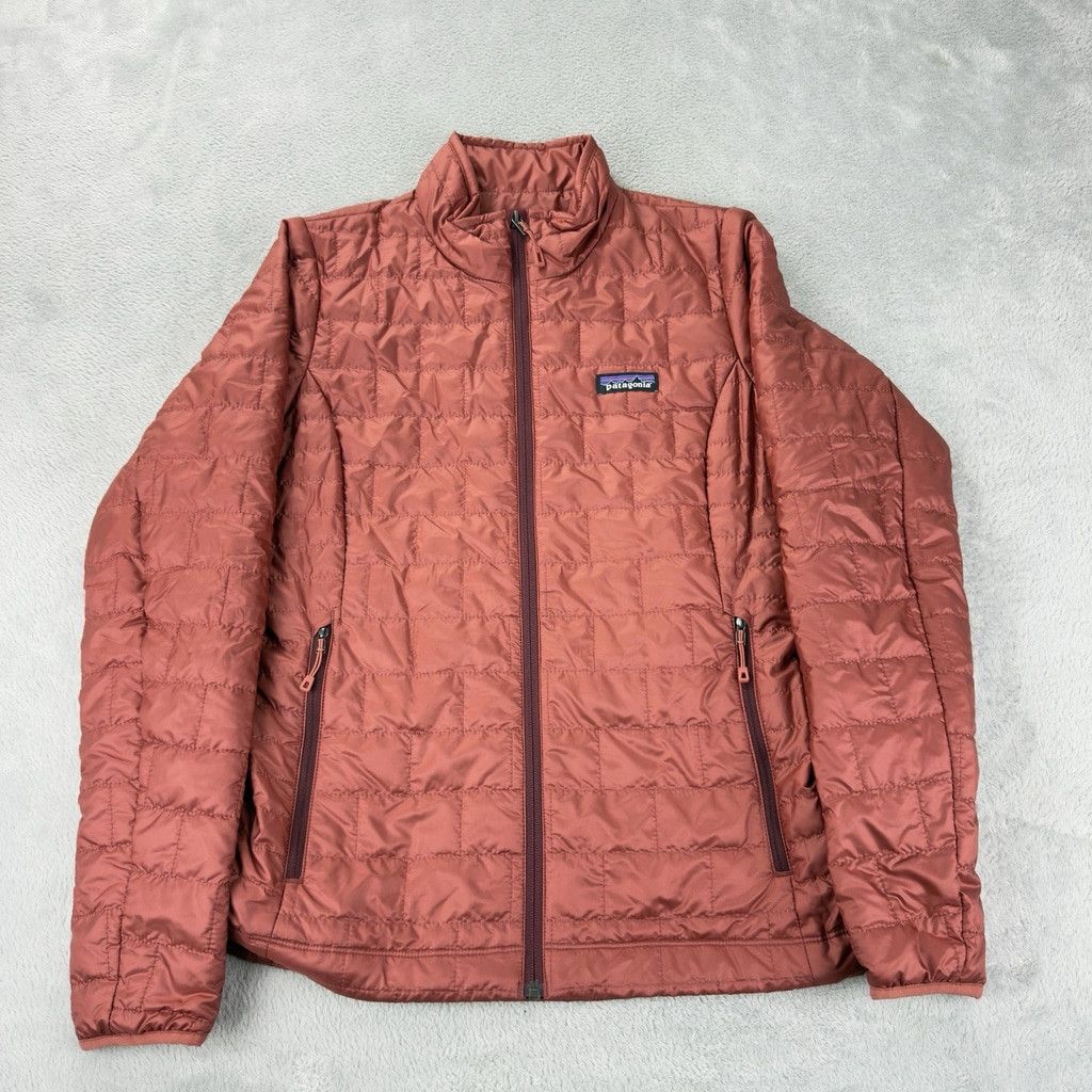 Patagonia Patagonia NWT Women's Size Small Nano Puff Jacket Red Size S / US 4 / IT 40 - 1 Thumbnail