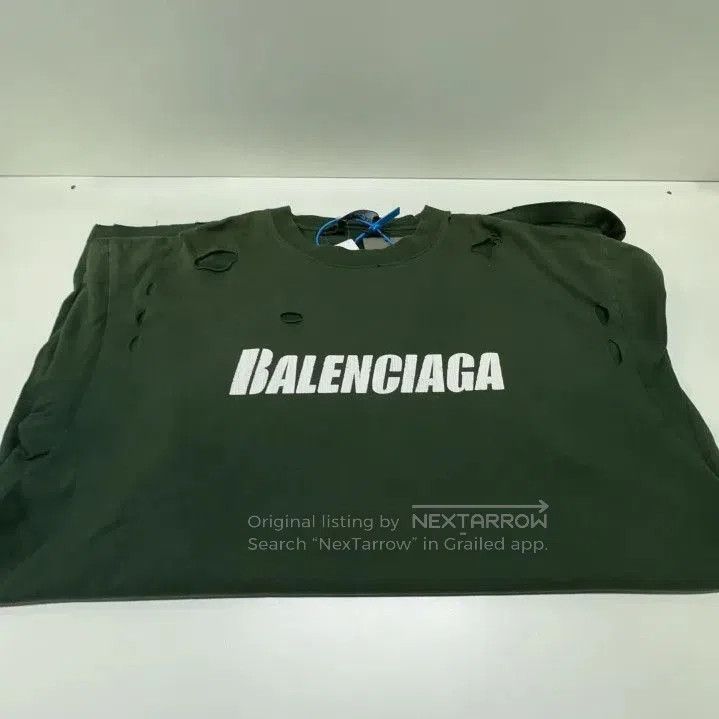 Balenciaga Balenciaga SS22 Destroyed Green Graphic T. Size US S / EU 44-46 / 1 - 4 Thumbnail