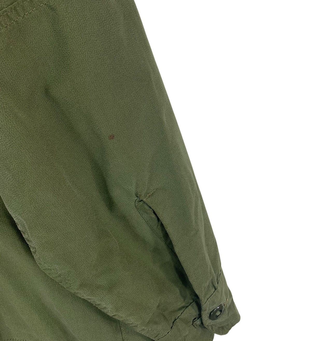 Vintage VINTAGE MILITARY CANADA OLIVE GREEN BUTTON SHIRTS Size US M / EU 48-50 / 2 - 8 Thumbnail