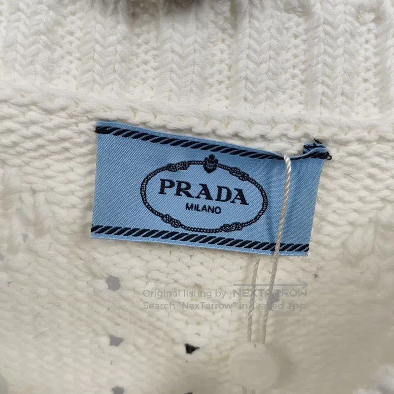 Prada Prada Knitted v-neck long sleeves Size XS / US 0-2 / IT 36-38 - 3 Thumbnail