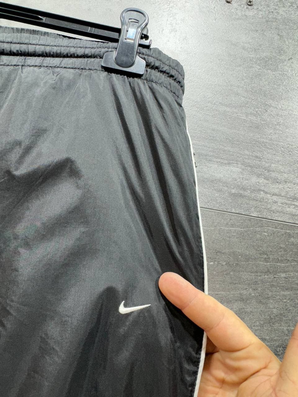 Vintage Vintage Nike Track Pants Baggy Swoosh Rare Drill Size US 32 / EU 48 - 5 Thumbnail