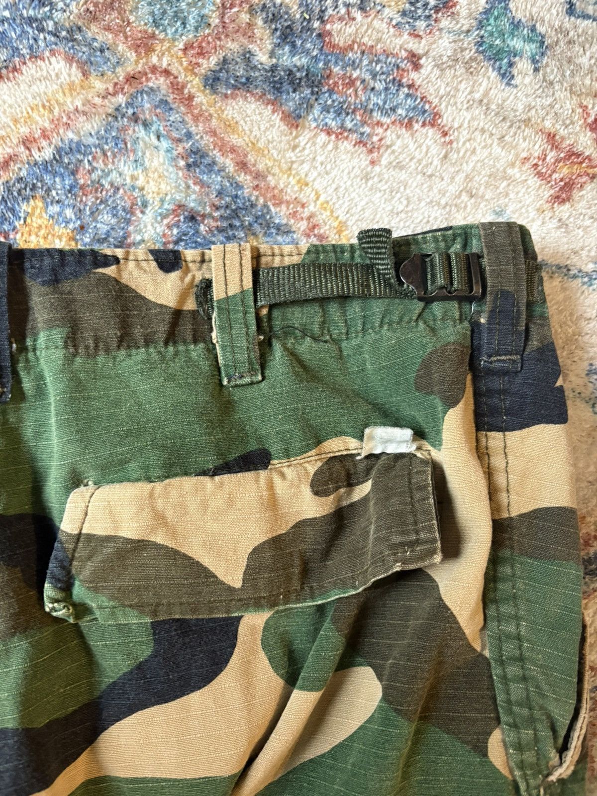 Vintage Vintage 80s Camouflage Cargo Pants Size 31 Size US 31 - 6 Thumbnail