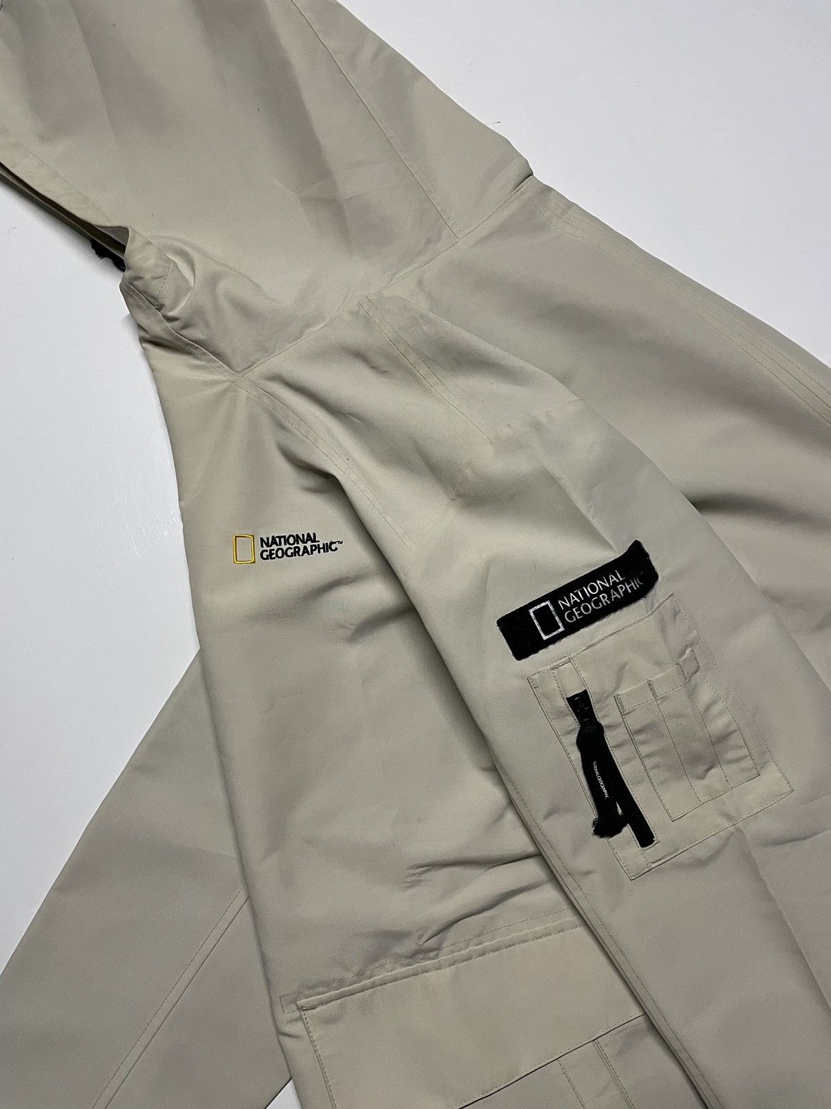 Adventure Bound × Costume National National geographic parka outdoor windbreaker jacket Size US L / EU 52-54 / 3 - 2 Thumbnail