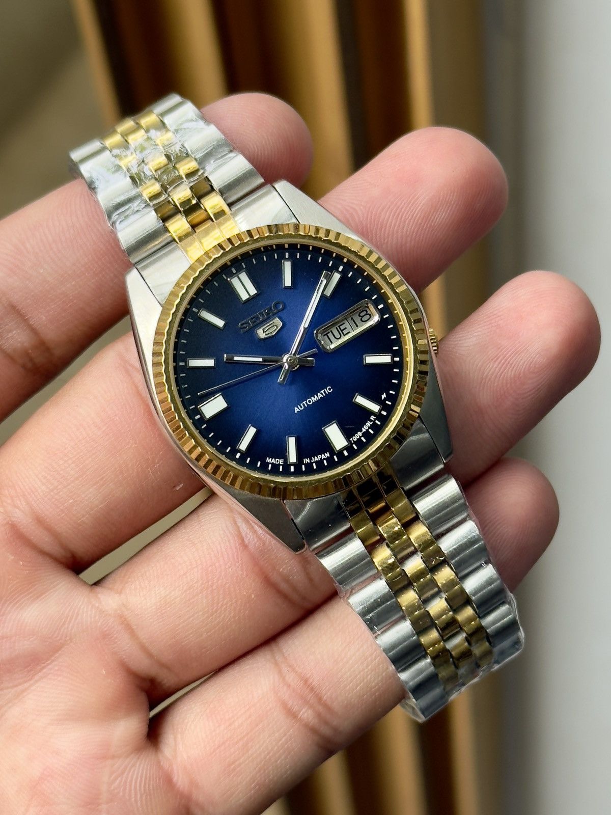 Vintage Seiko SNXJ NOS Automatic 7009 blue Dial Men’s Wrist Watch Size 36 - 5 Thumbnail