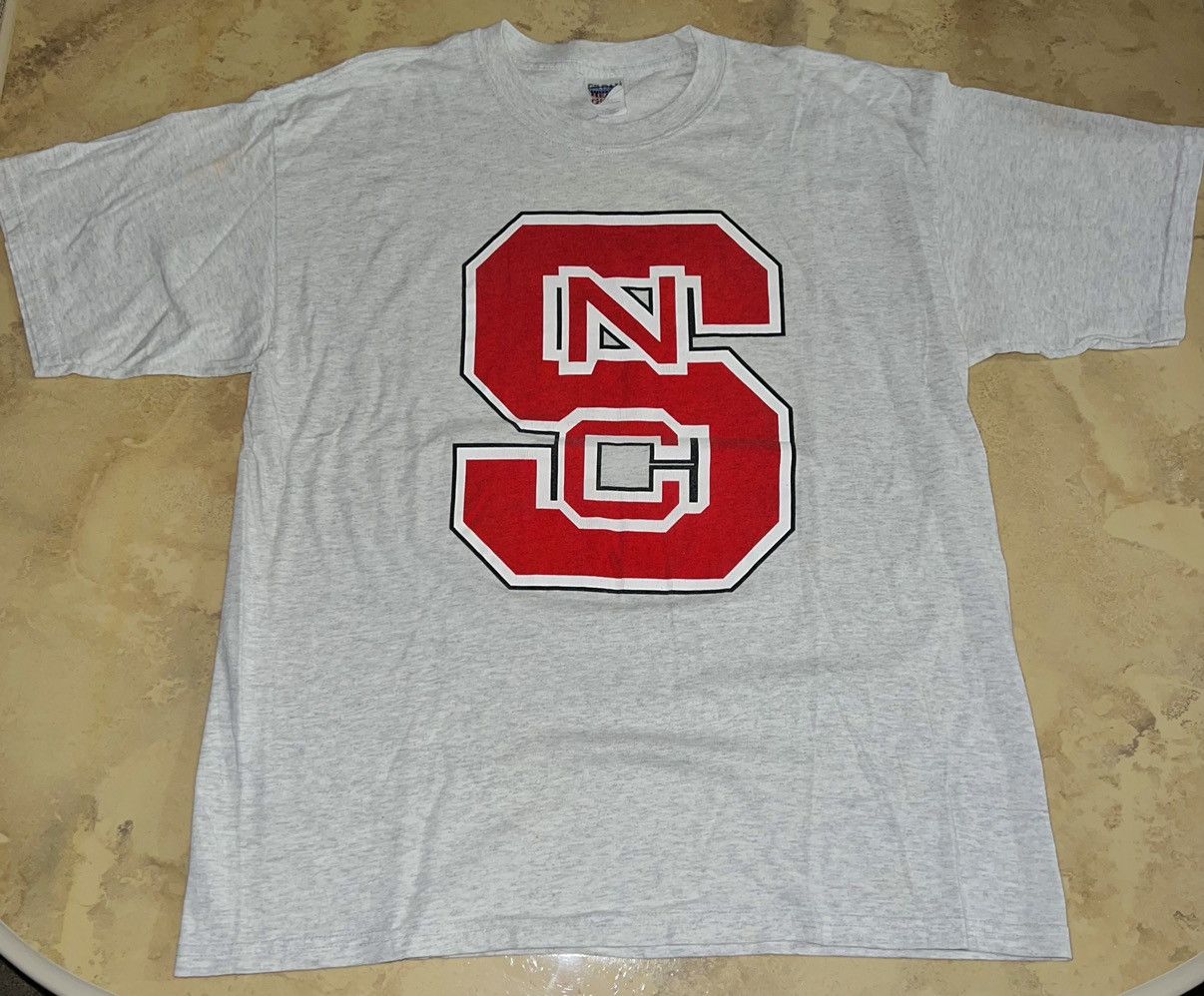 NCAA × Vintage VINTAGE NC STATE BIG LOGO T-SHIRT Size US XL / EU 56 / 4 - 3 Thumbnail