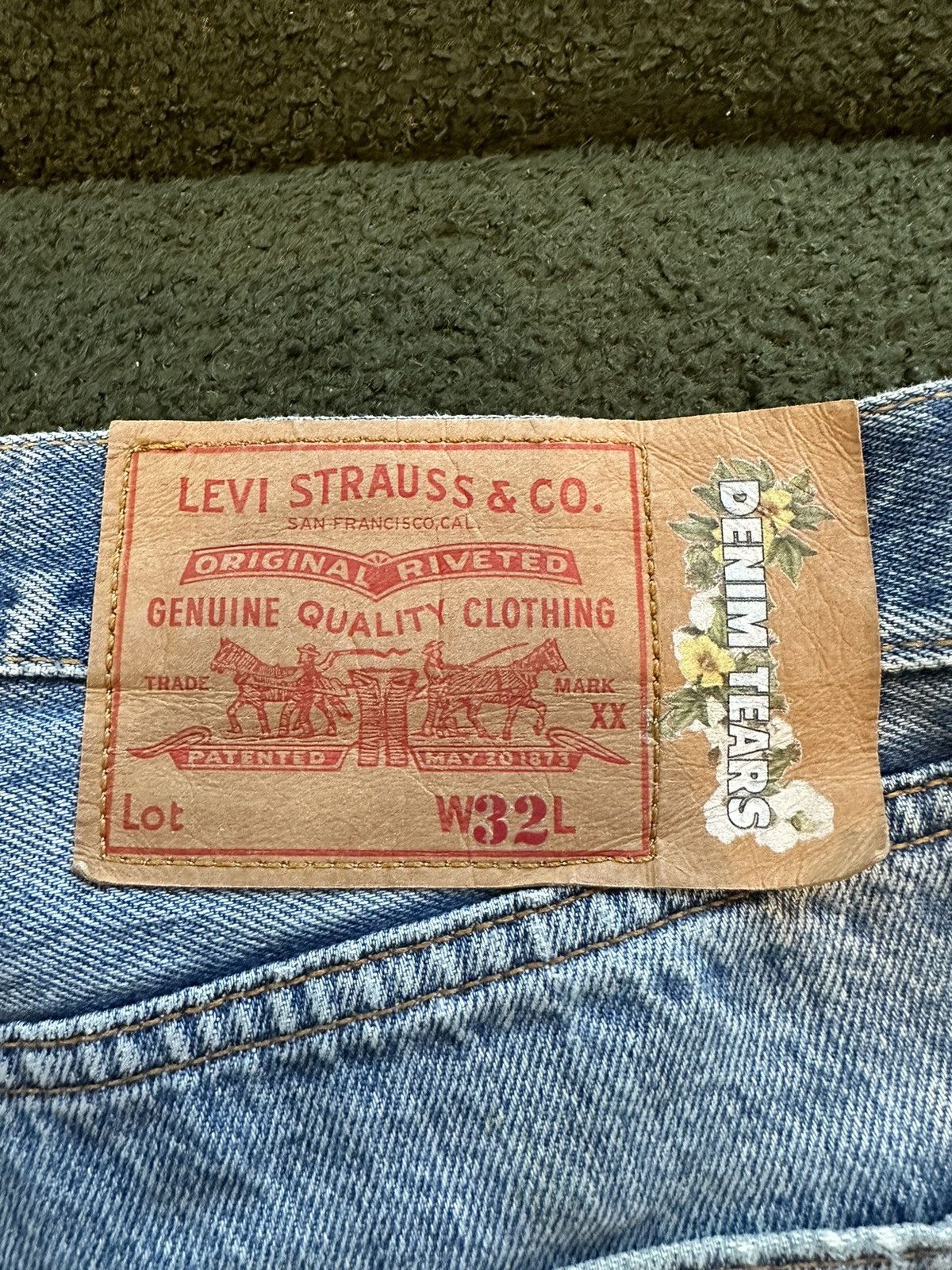 DENIM TEARS × Levi's DENIM TEARS X LEVIS DISTRESSED JEANS RARE POP UP EDITION Size US 32 / EU 48 - 3 Thumbnail