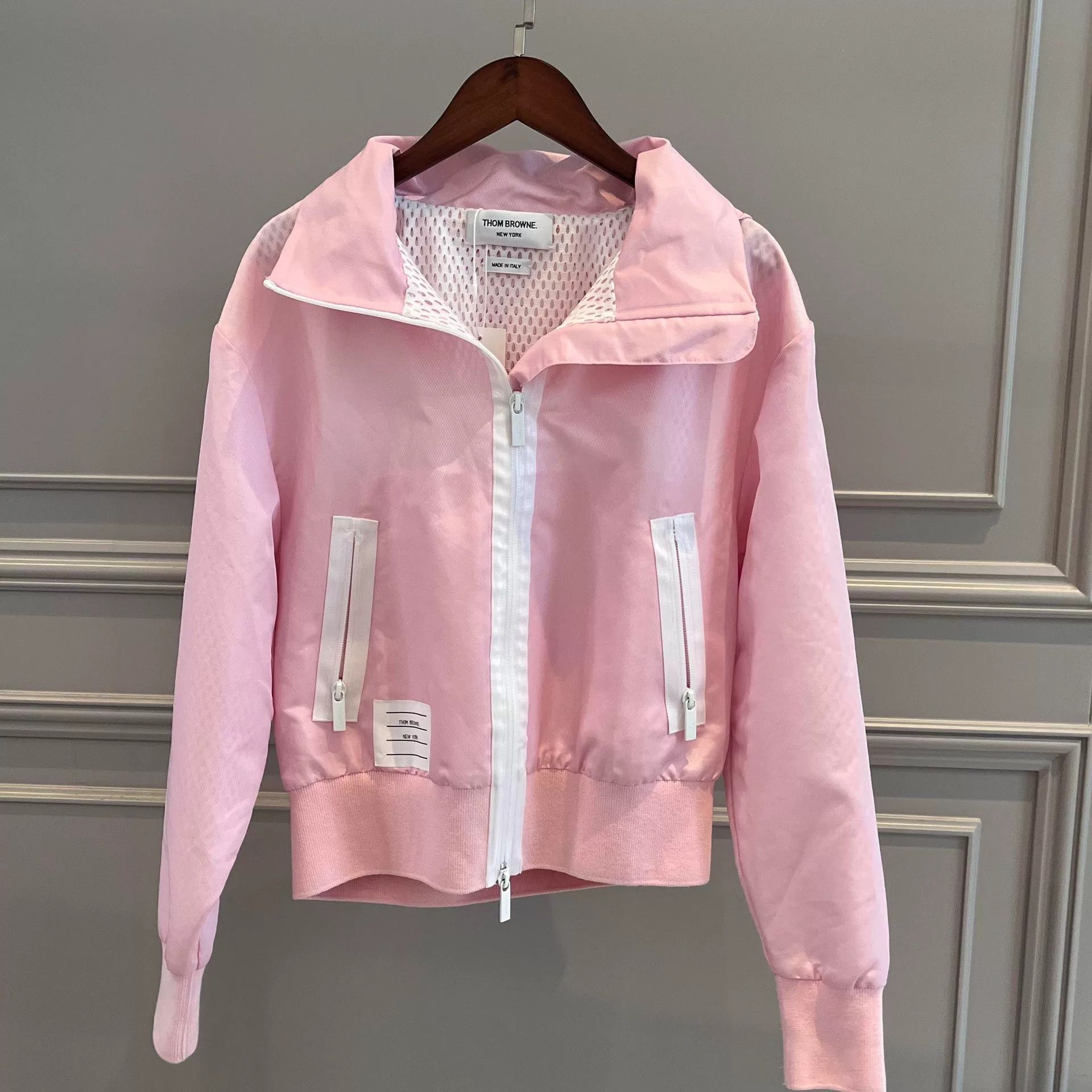 Thom Browne thom browne pink zip-up hooded jacket Size US S / EU 44-46 / 1 - 1 Thumbnail