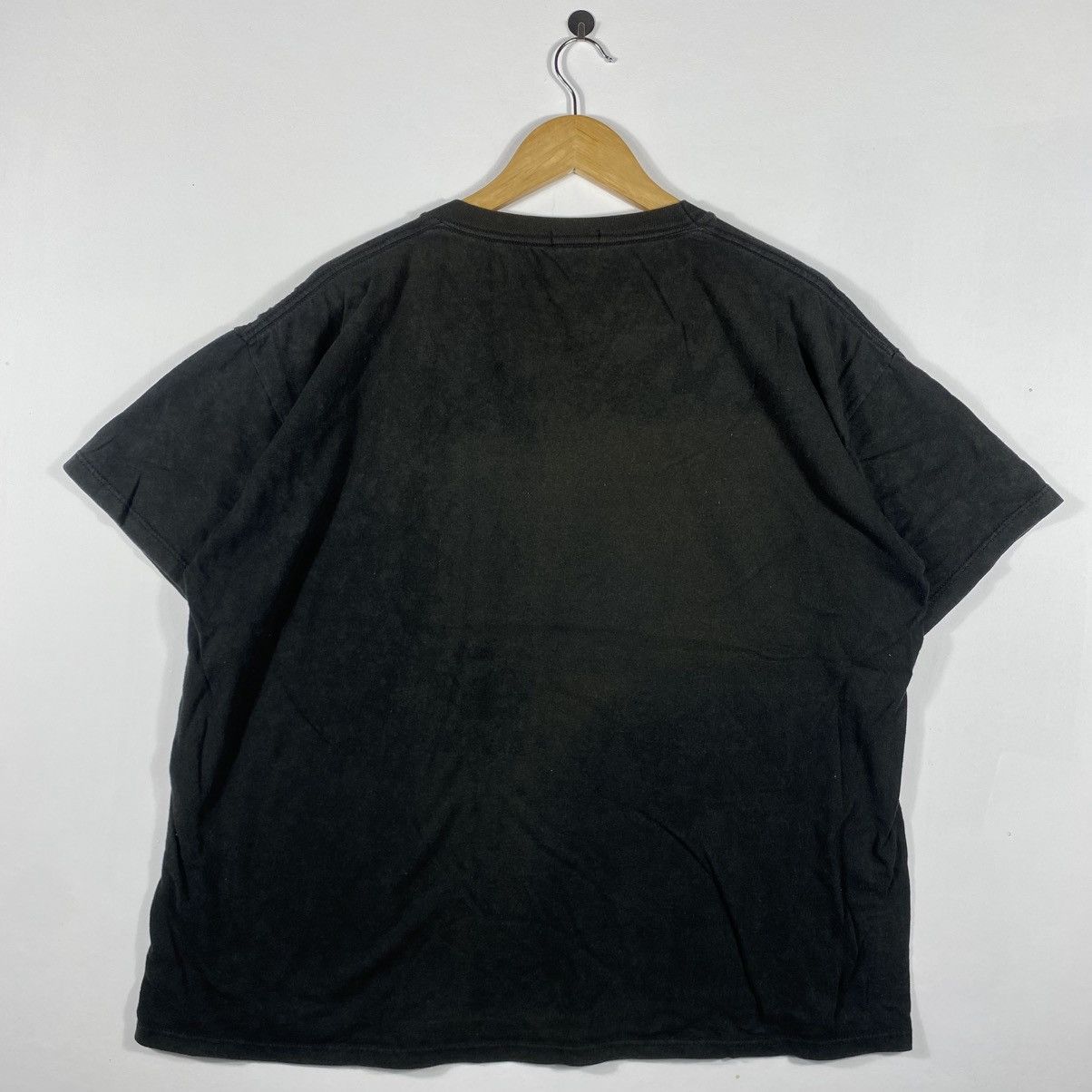 Vintage Vintage 90's BESCHWA Logo Graphic Faded Tee Shirt Size US L / EU 52-54 / 3 - 5 Thumbnail