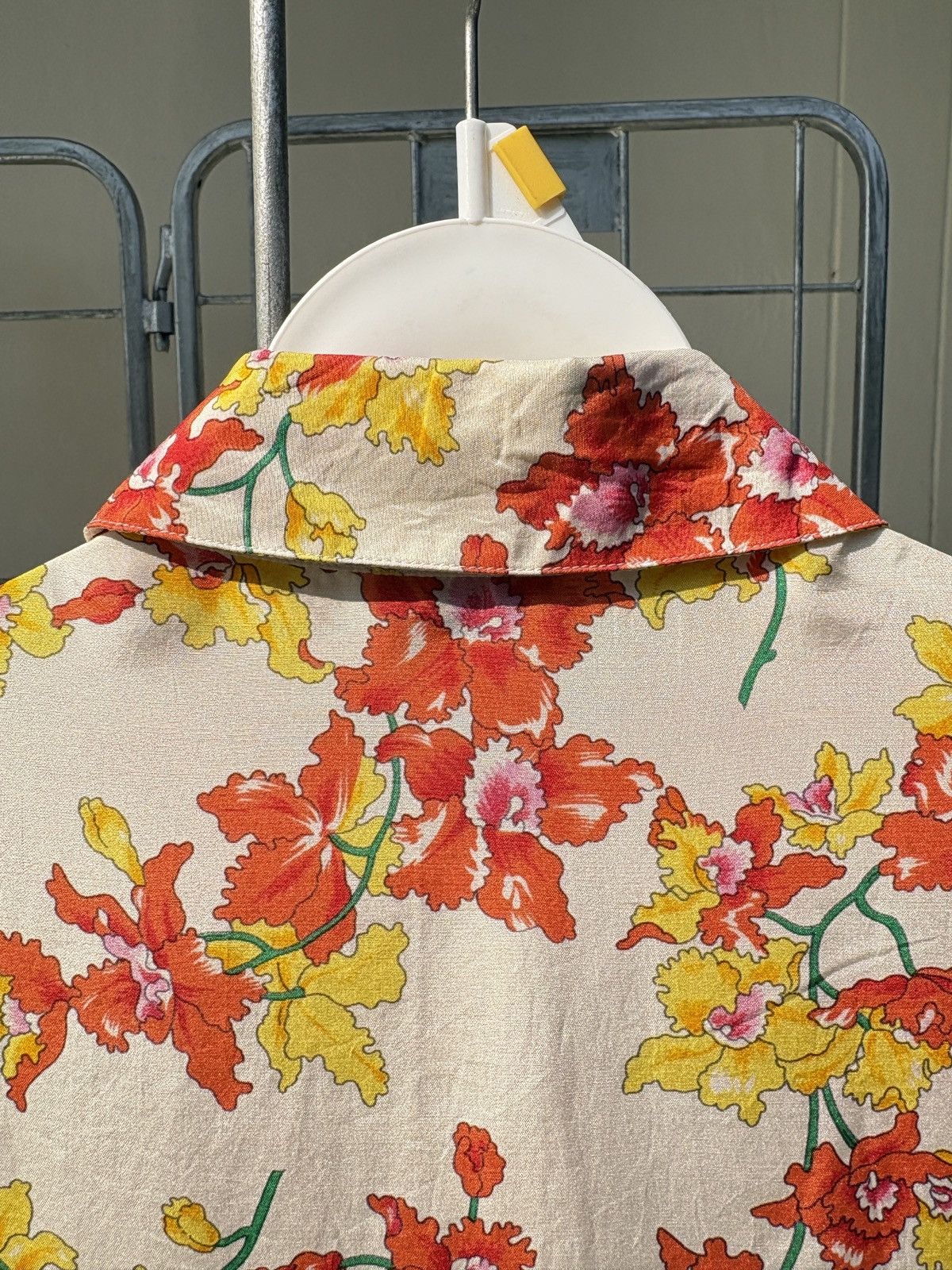 Versace VERSUS Versace flowers printed silk shirt Size M / US 6-8 / IT 42-44 - 9 Thumbnail