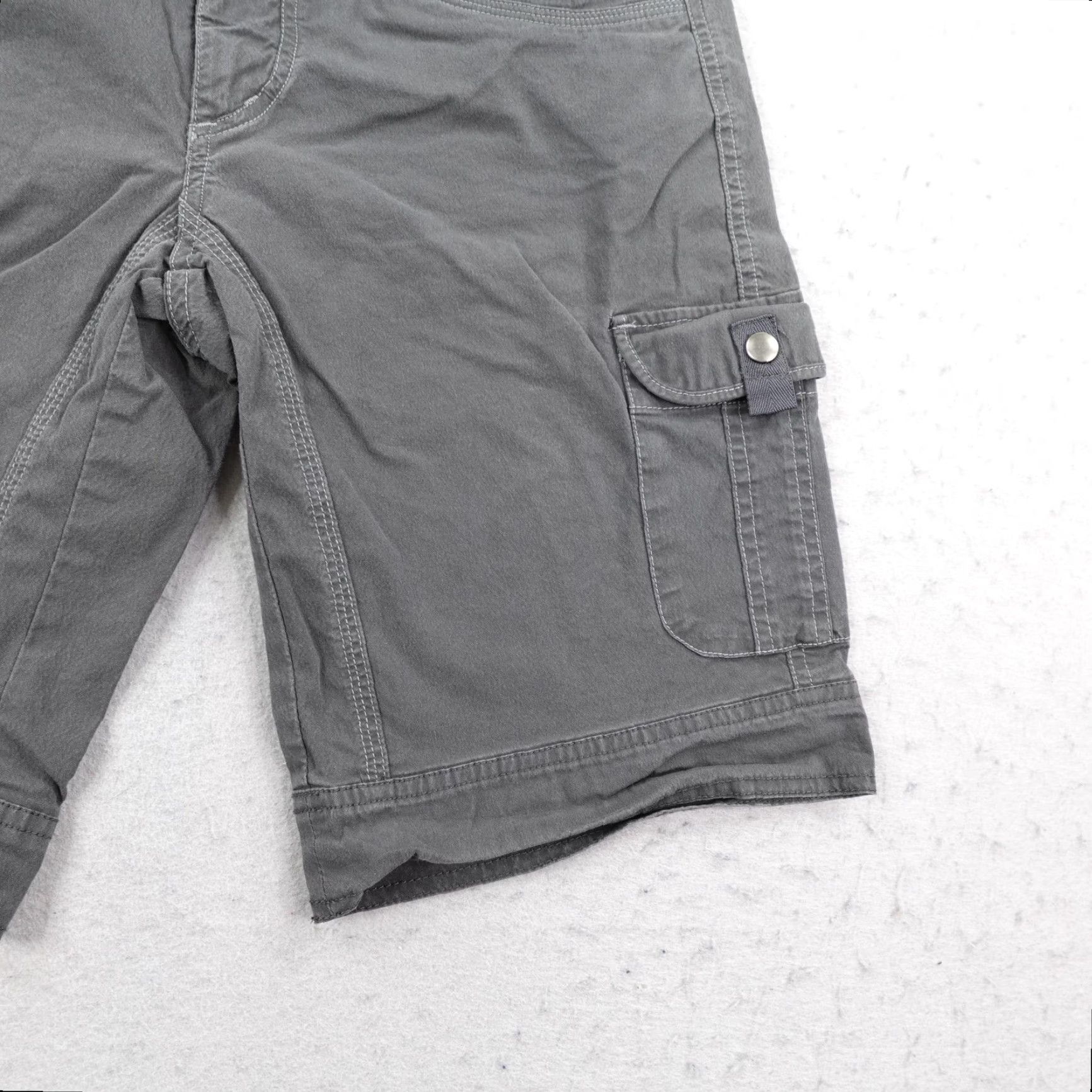 Vintage KUHL Cargo Shorts Women 6 Gray Outdoor Hiking Stretch Pockets Flat Front 9in Inseam Womens Size 28" / US 6 / IT 42 - 3 Thumbnail