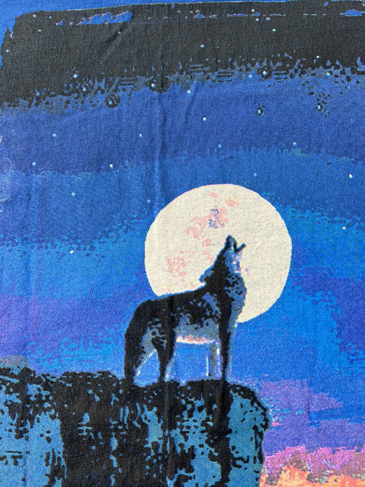 Marlboro Vintage 90s Marlboro Unlimited Wolf Pocket Blue T-shirt Size US XL / EU 56 / 4 - 12 Thumbnail