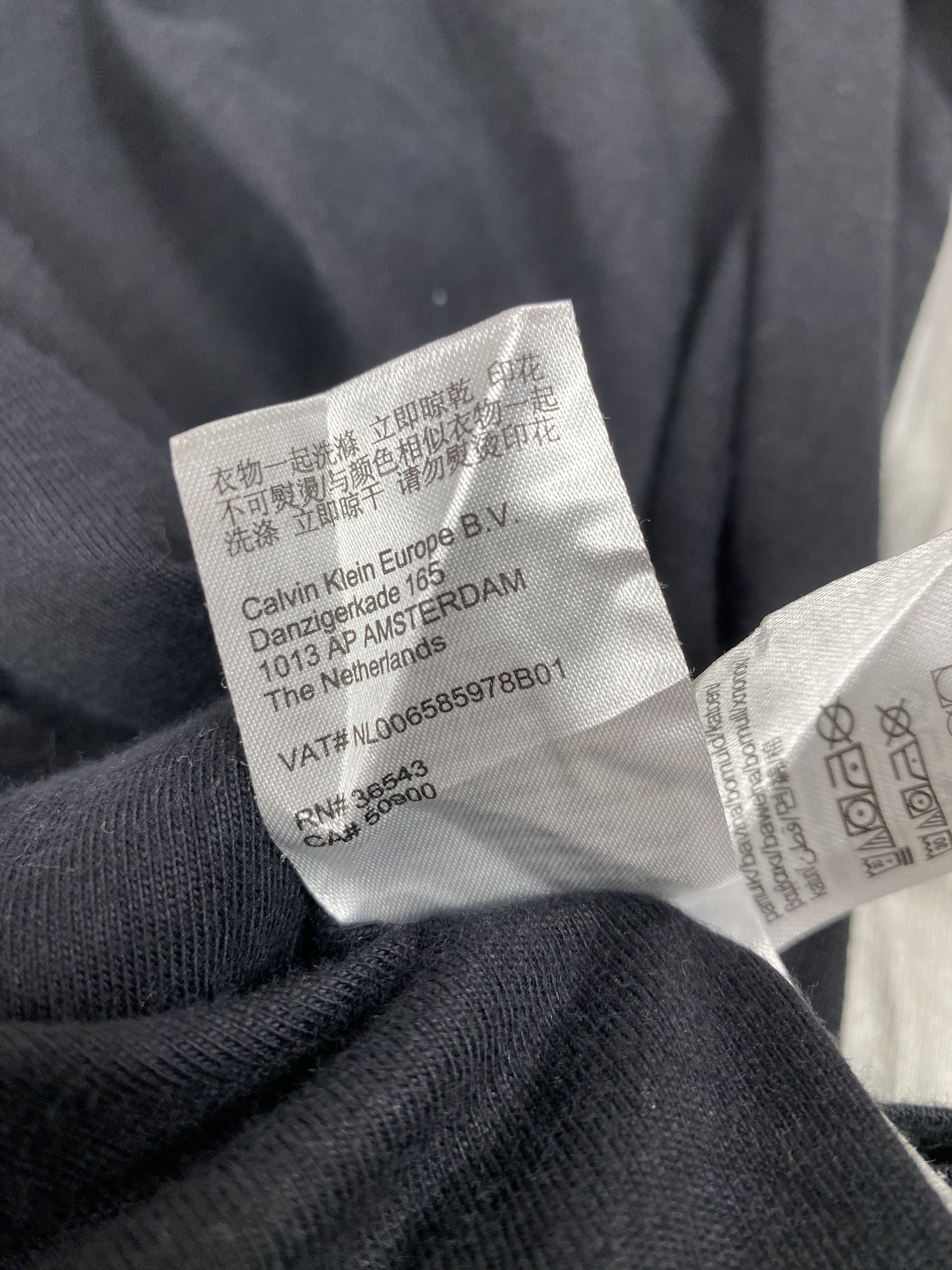 Calvin Klein Vintage Calvin Klein Polo Shirts PT0024 Size US M / EU 48-50 / 2 - 9 Thumbnail